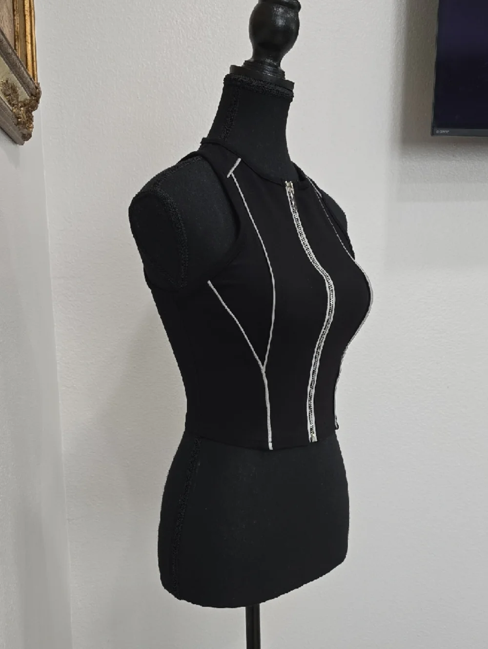 Manière De Voir (MDV) Black Reflective Piped Racer Crop Top UK 8 (US 4) - Picture 8 of 13